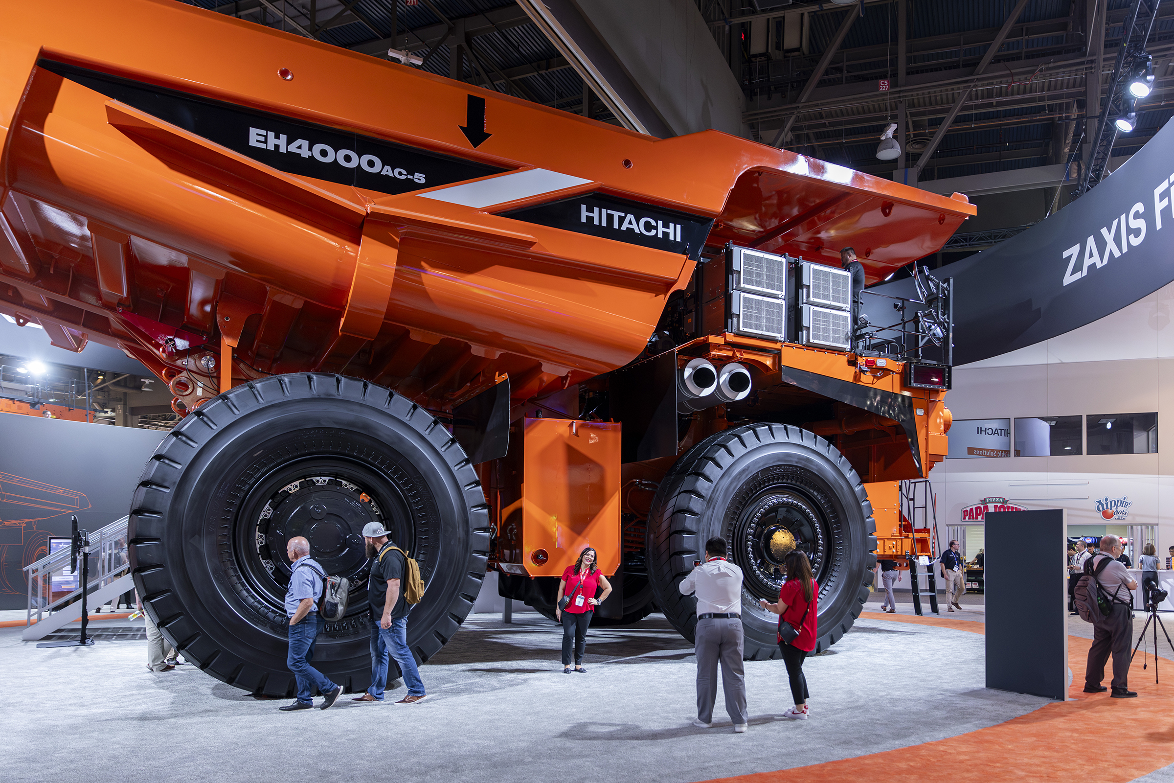 Hitachi exhibit AV production at MINExpo 2024 by PEAK Technologies